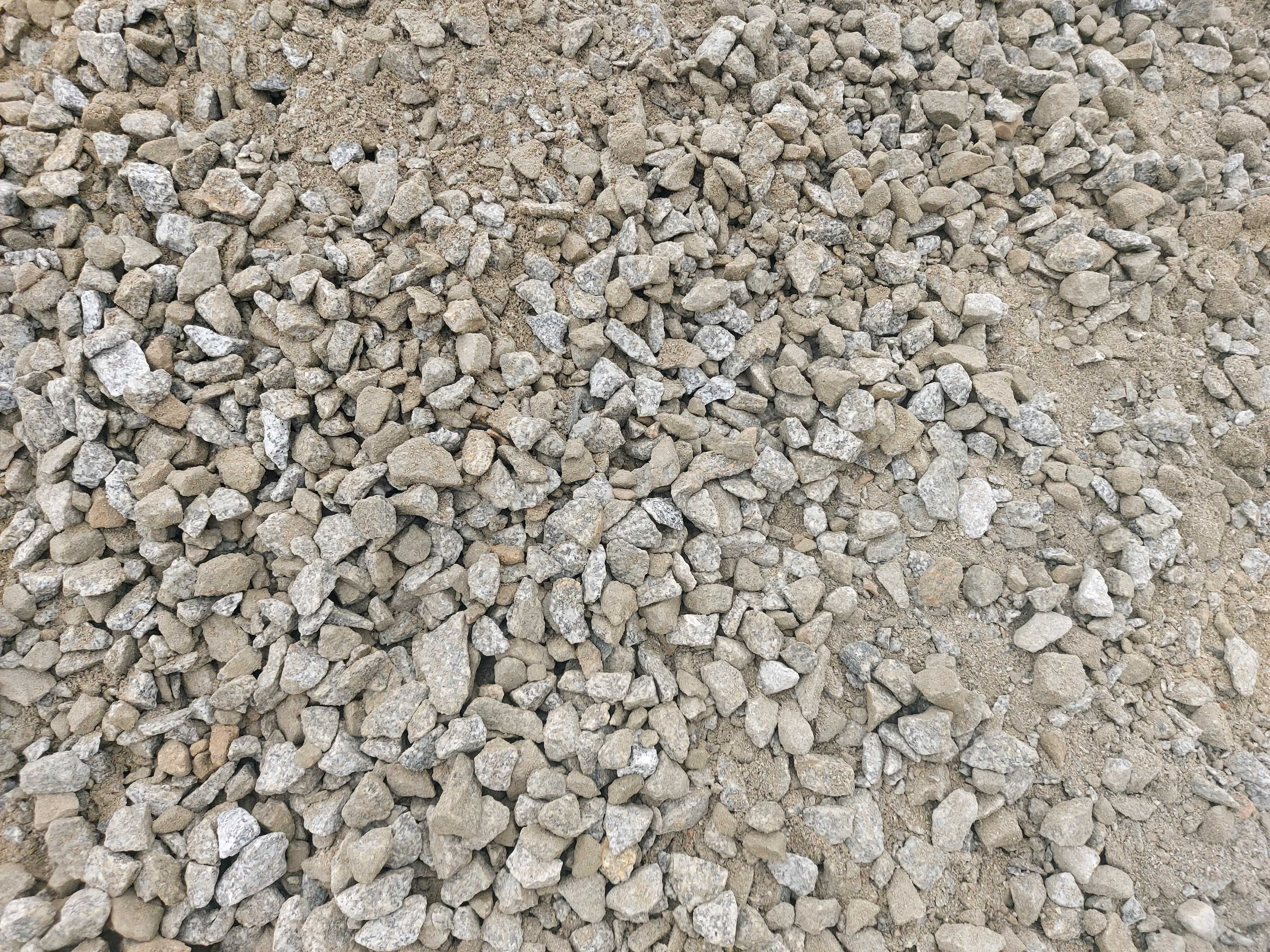 Mieszanka 0-63 kamień łamany utwardzenia drogi parkingi place