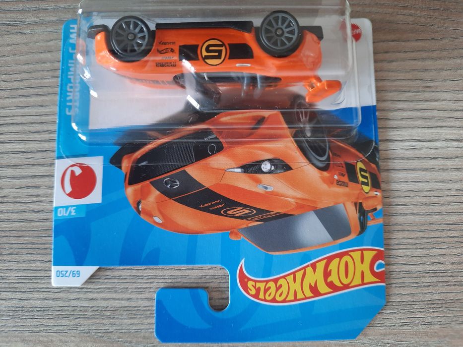 Hot Wheels 15 Mazda MX-5 Miata