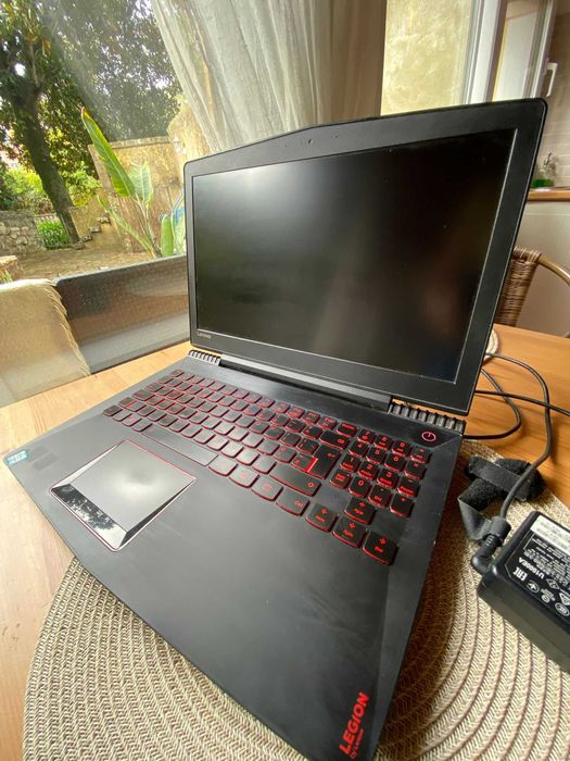 Lenovo Legion Y520-15IKBN (Gaming) – i5 /16 GB/256 GB/1050 Ti 4 GB