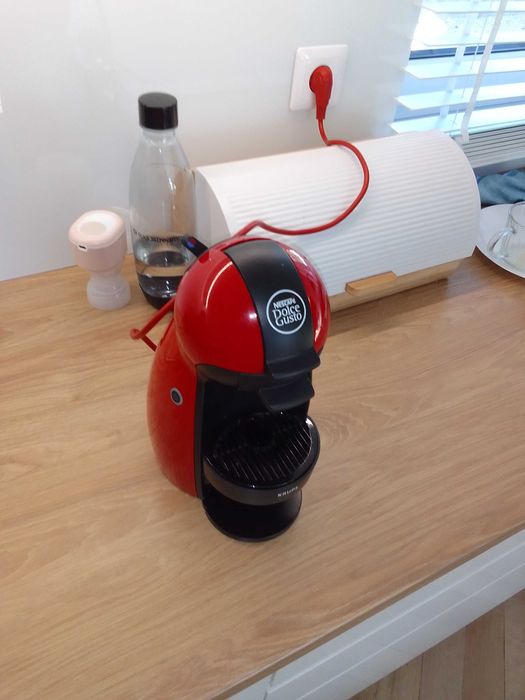 Ekspres Krups do kawy Dolce Gusto  czerwony