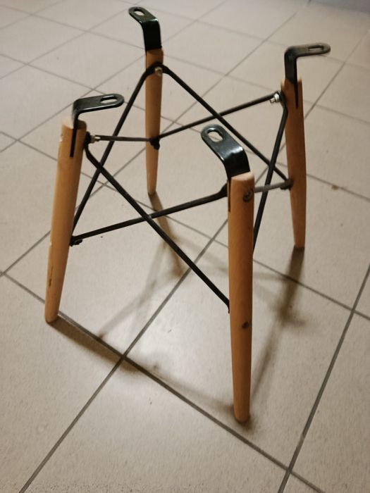 Nogi, podstawa krzesła, stolika