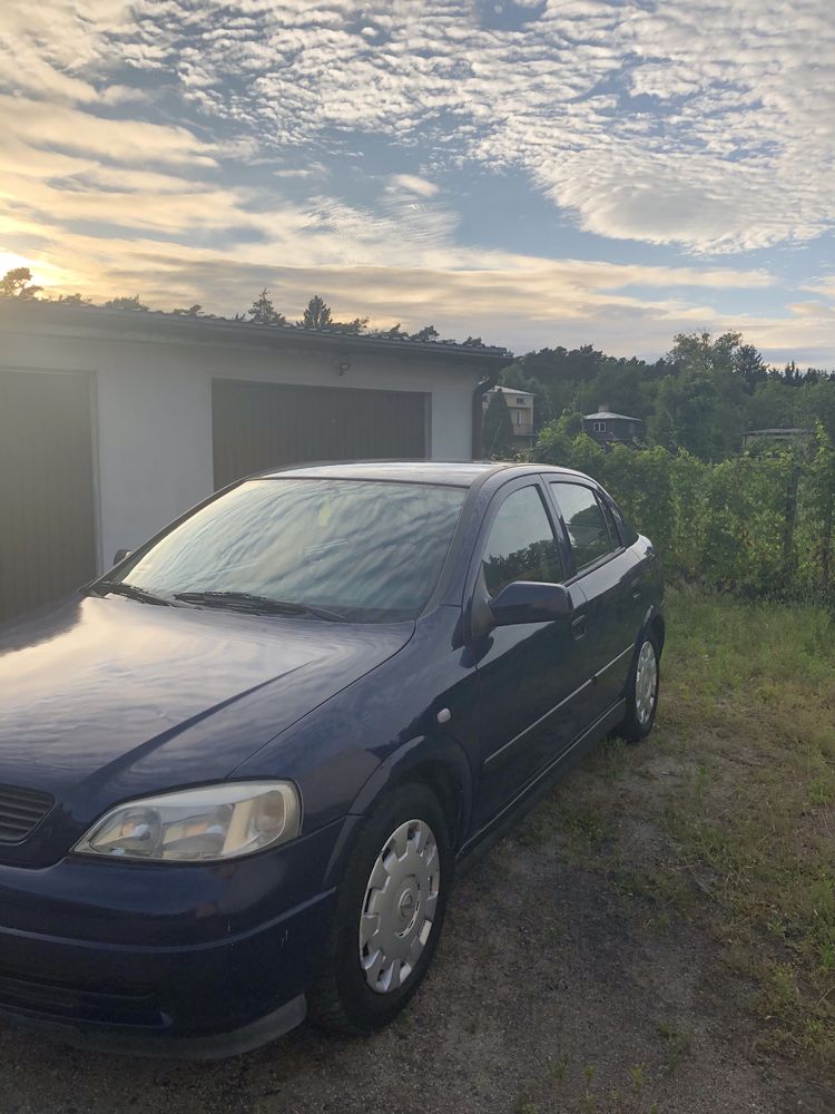 Oplel Astra II 1.2 benzyna 2004r 75km