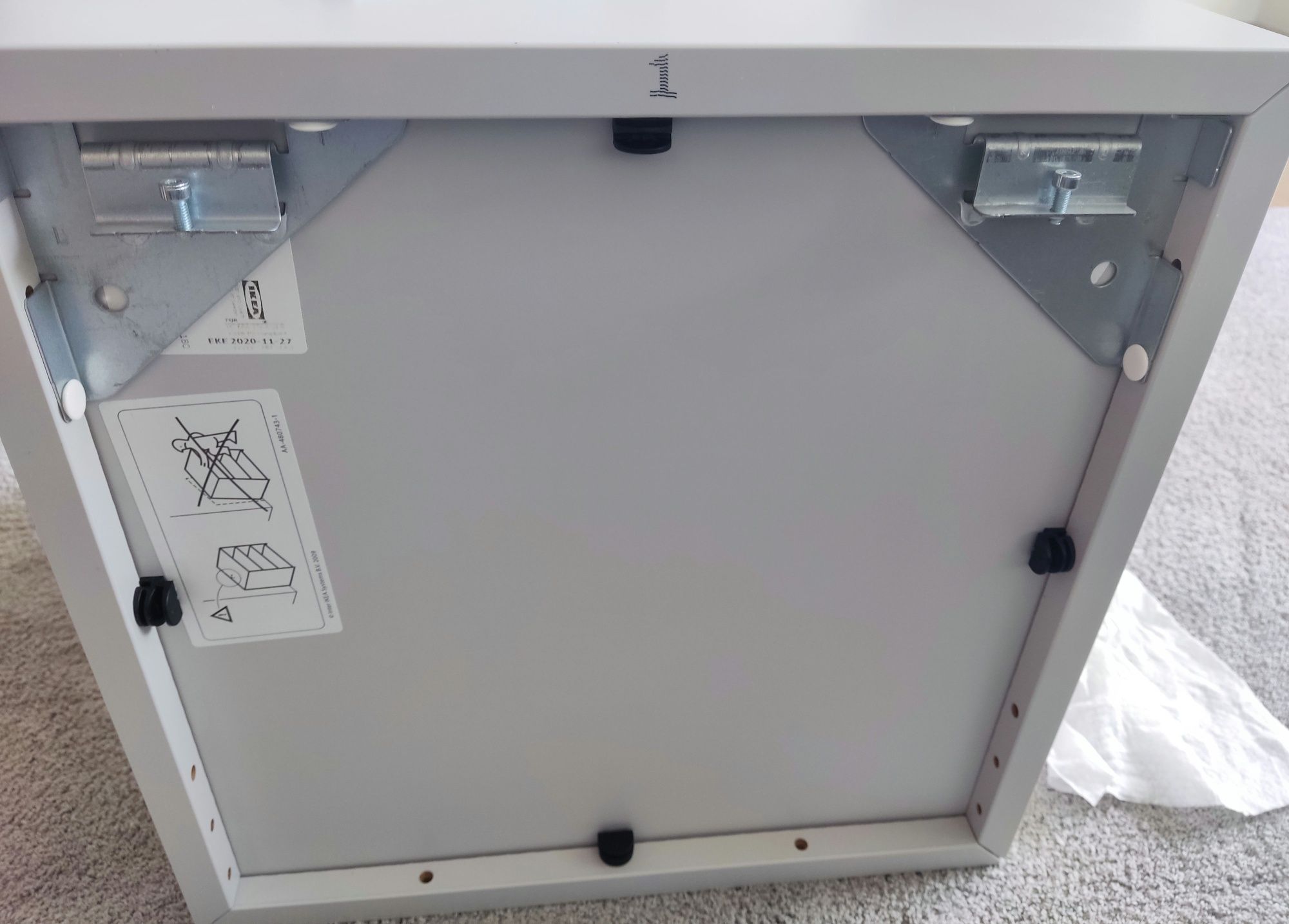 Stan idealny Półka Ikea Eket 35x35x35 jasnoszary z szyną montażową