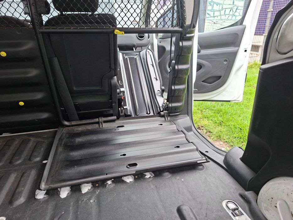 Peugeot Partner 1.6 Hdi 3 lugares com iva descriminado