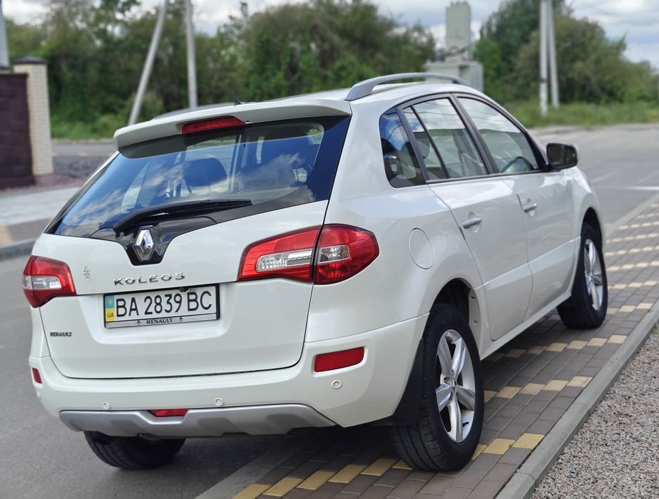 Renault Koleos 20.12.2011 перша реєстрація 15.10.2013