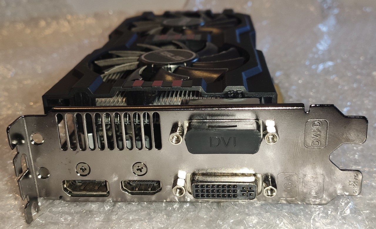 Karta graficzna ASUS HD 7790 1Gb ddr5 pcie sprawna wydajna  Windows 10