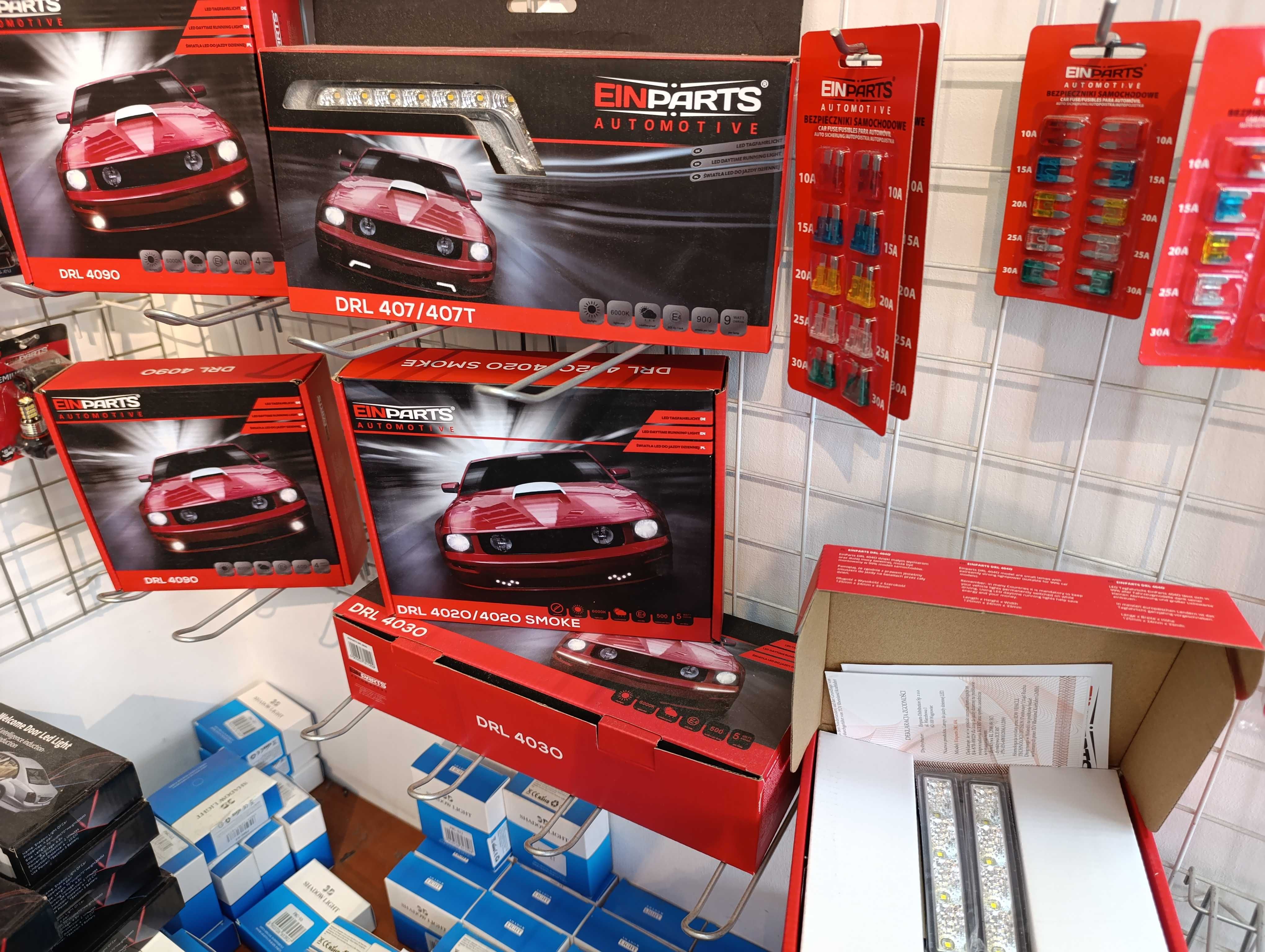 Oświetlenie LED Różne rodzaje W5W C5W H4 H7 Lampki tablicy Dzienne DRL
