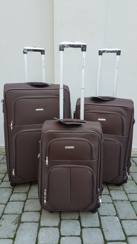 WINGS 214 Польща на 4-х колесах валізи чемоданы сумки на колесах