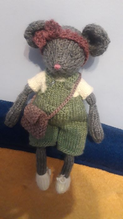 Вязаная игрушка, мышка