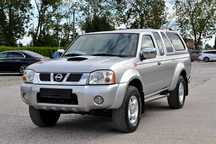 Nissan - Navara 2.5 cm Diesel , klimatronik , 4x4 , z Niemiec , okazja