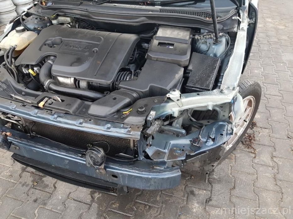 SILNIK,Słupek,.Volvo S40,V50,C30, C70 1.6D  D4164T
