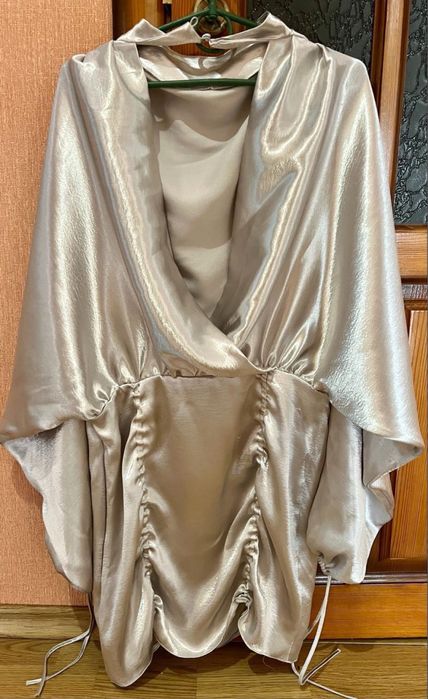 Красиві сукні