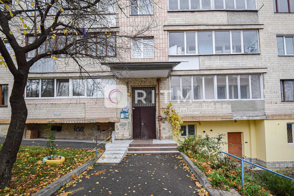 Здається 1-кімнатна квартира по вул. Миру