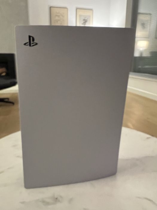 PlayStation 5 (wersja z napędem) – pełny zestaw + TOP gry