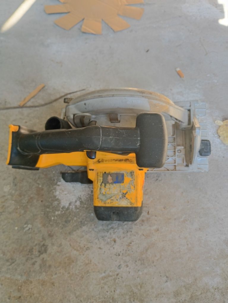 DeWalt dcs391 piła