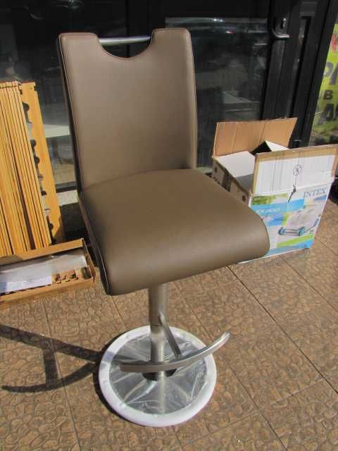 Stołek barowy hoker skórzany z podnóżkiem obrotowy do salonu fryzjer