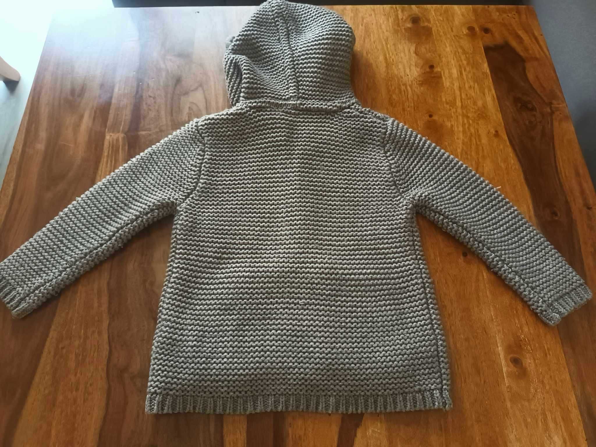 Ciepły beżowy sweterek Zara z kapturem 104 cm / 3-4 lata