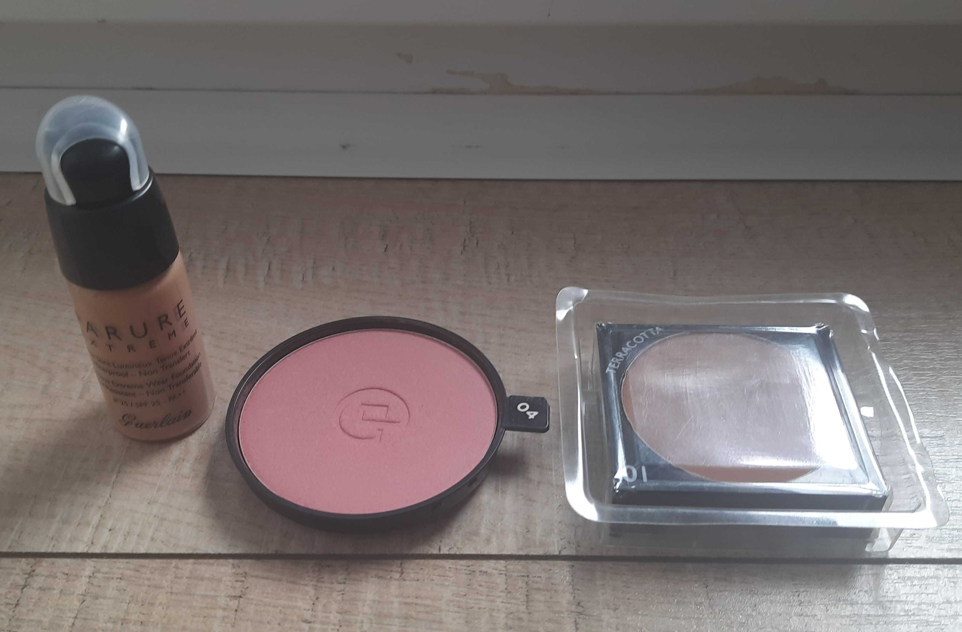 Bronzer Guerlain, roz Collstar, podklad Guerlain