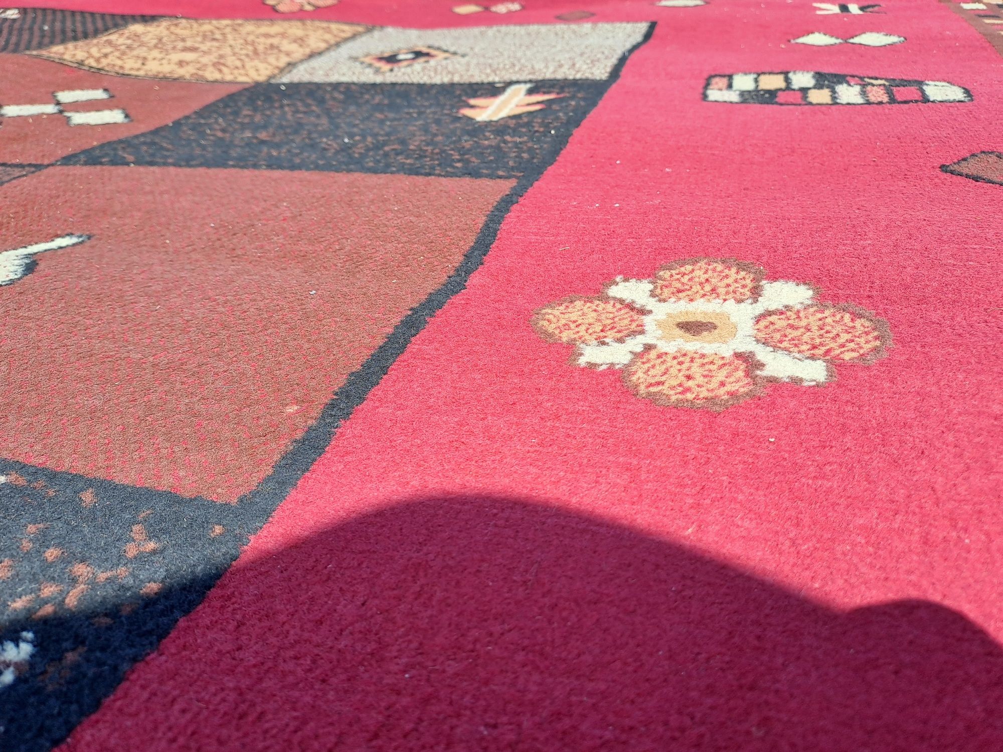 Dywan 3 x 2,2 m cerwony