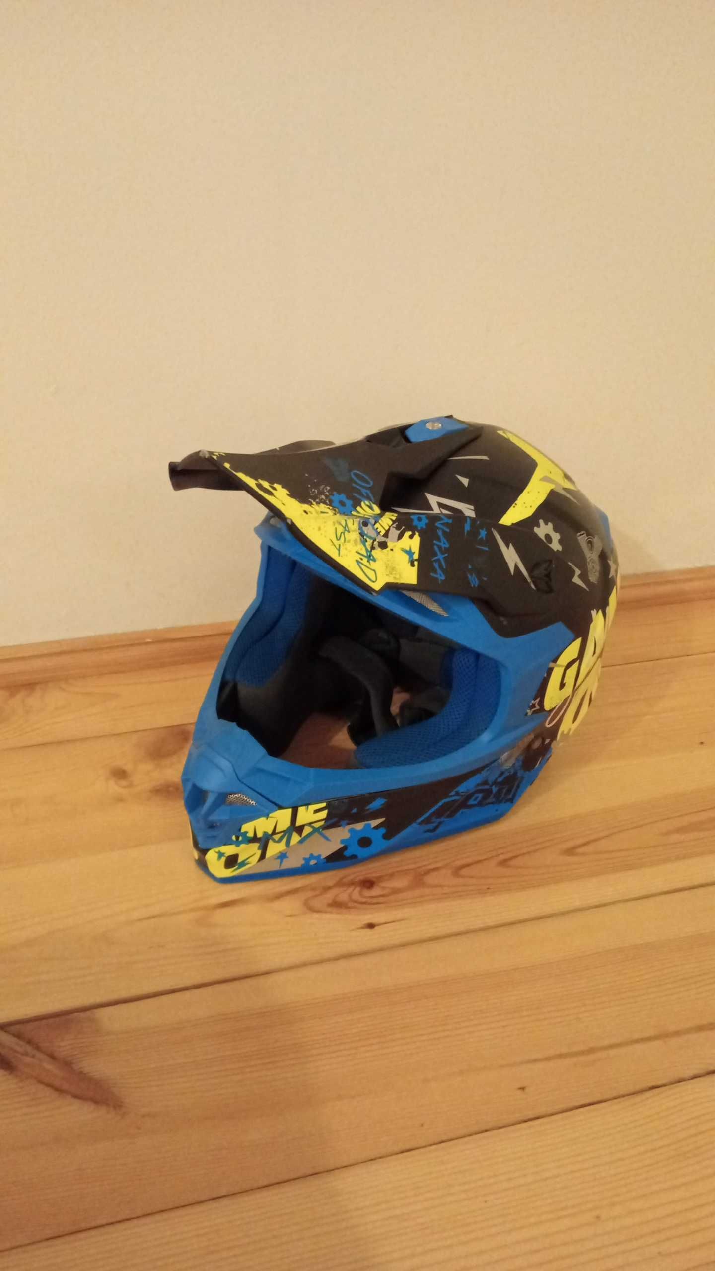 Kask na crossa M