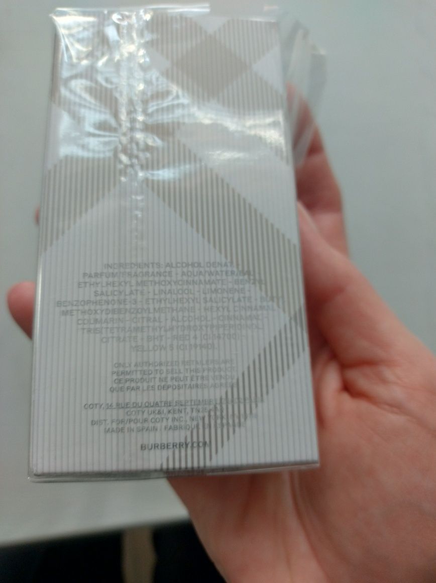 Puste pudełko burberry brit