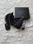Torebka torba Prada Re-Edition 2005 Re-Nylon