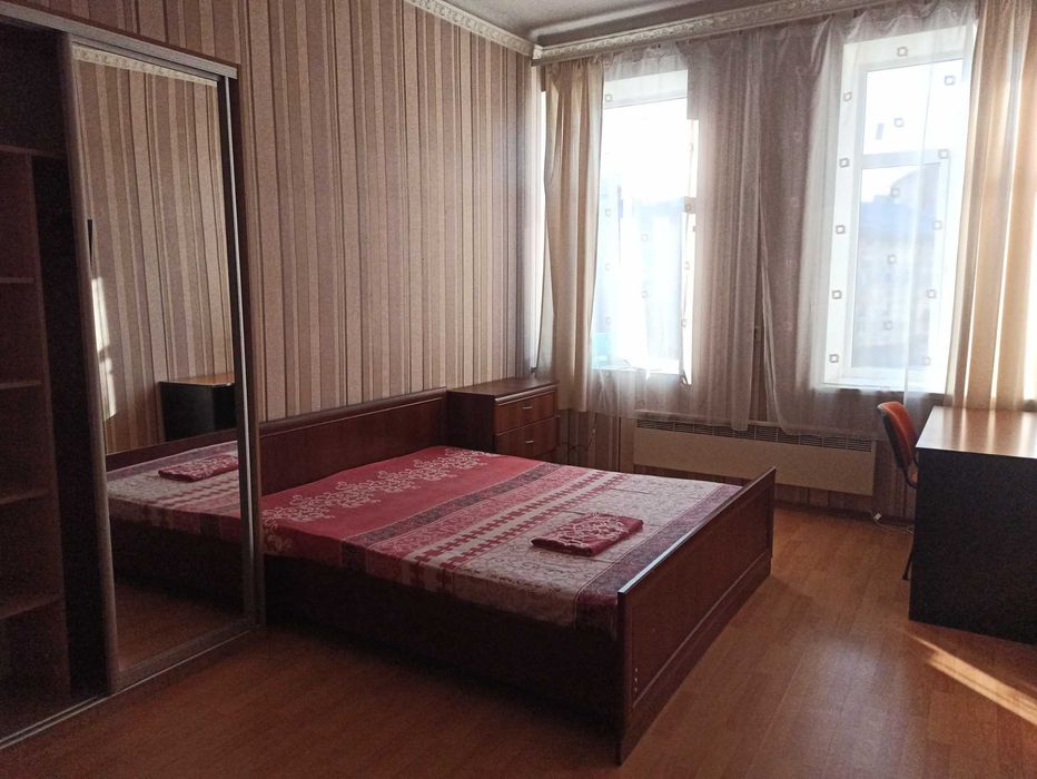 Оренда форум,центр,світло не вимикають