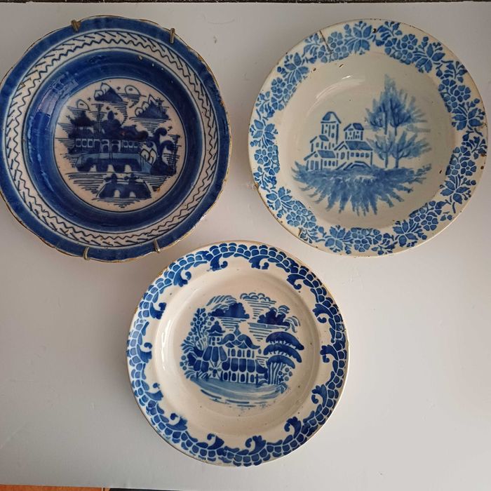 Pratos de faiança casas