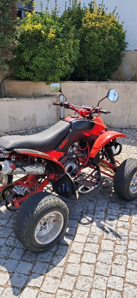 Moto 4 shineray 250cc