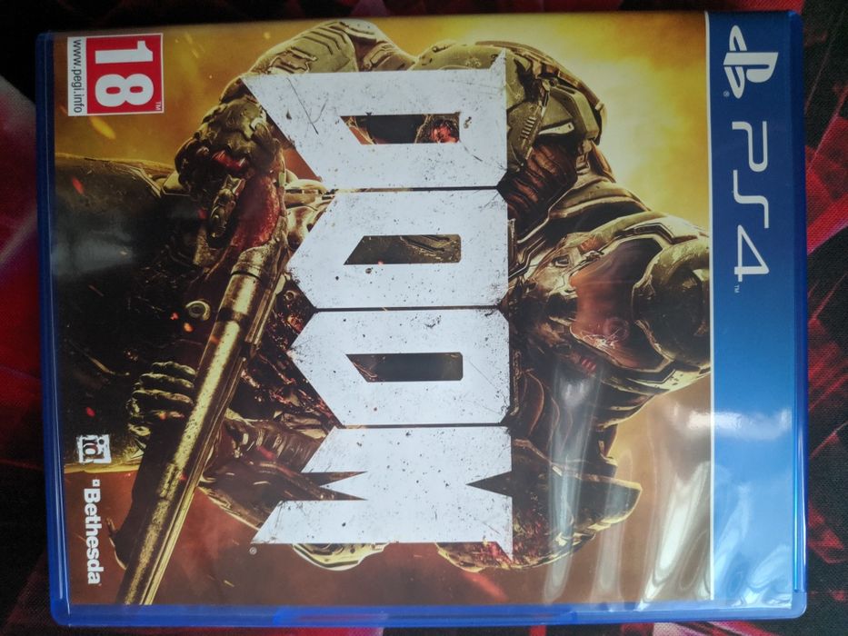 Vendo Doom como novo
