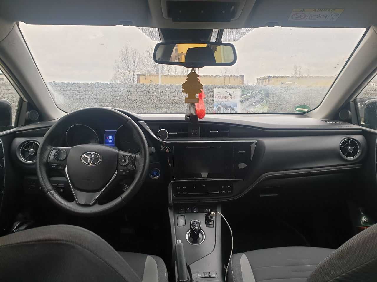 Toyota Auris 2020 na wynajem do pracy w Uber, Bolt, FreeNow