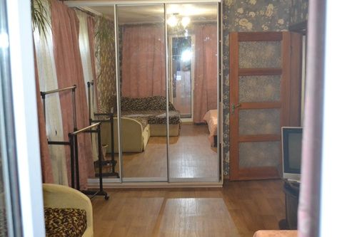 Посуточно Гната Юры 11а, клиника Шалимова , Борщаговка, Святошинский