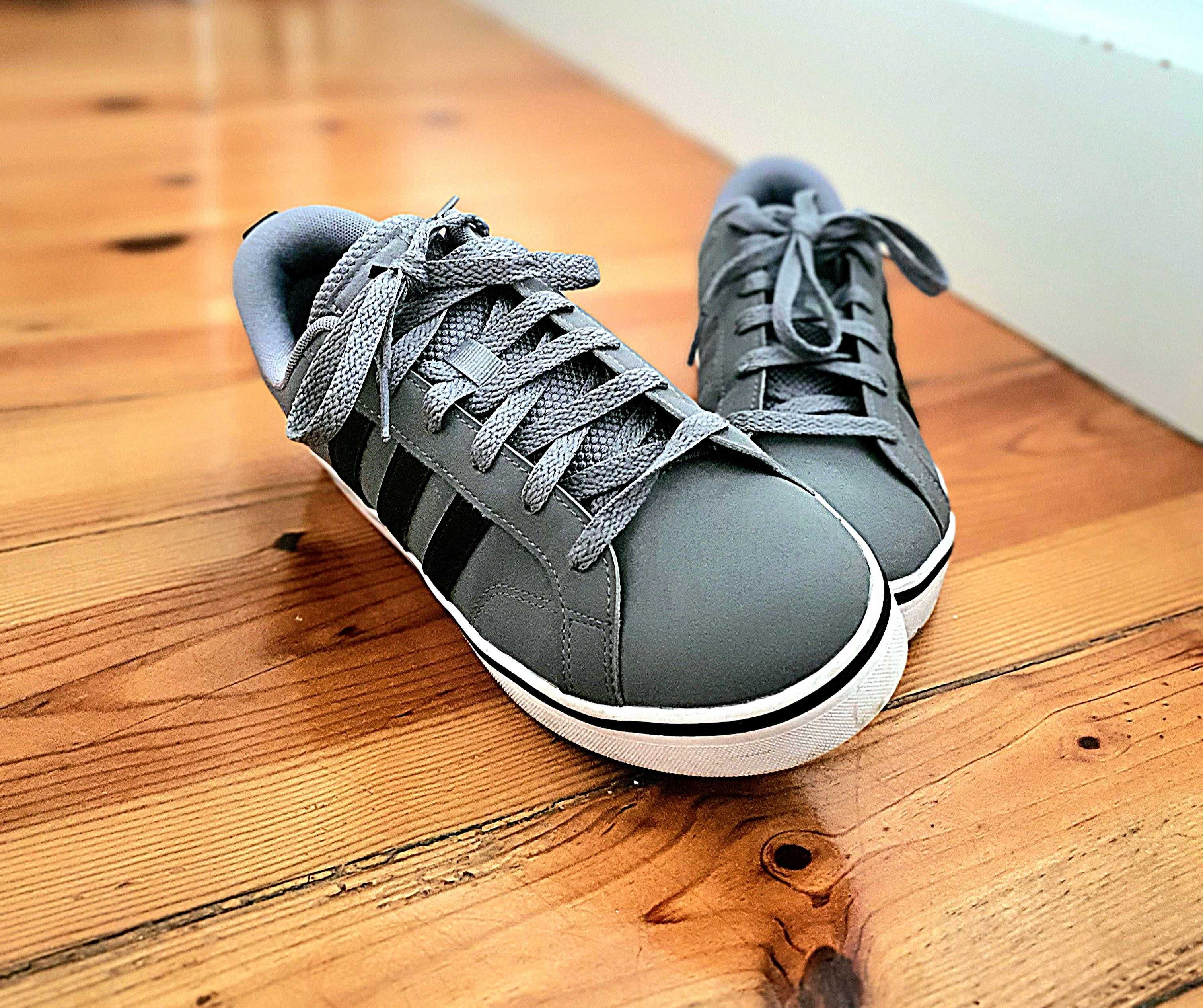 Sapatilhas Adidas, nunca utilizadas