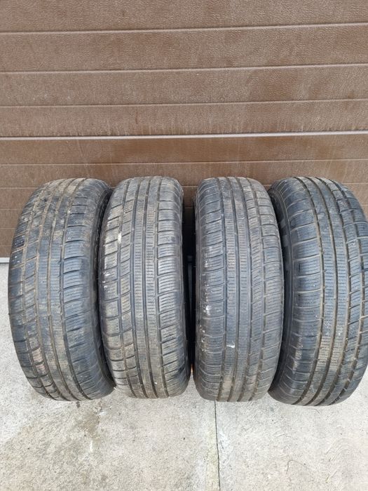 Opony Zimowe 215/70/16 2022