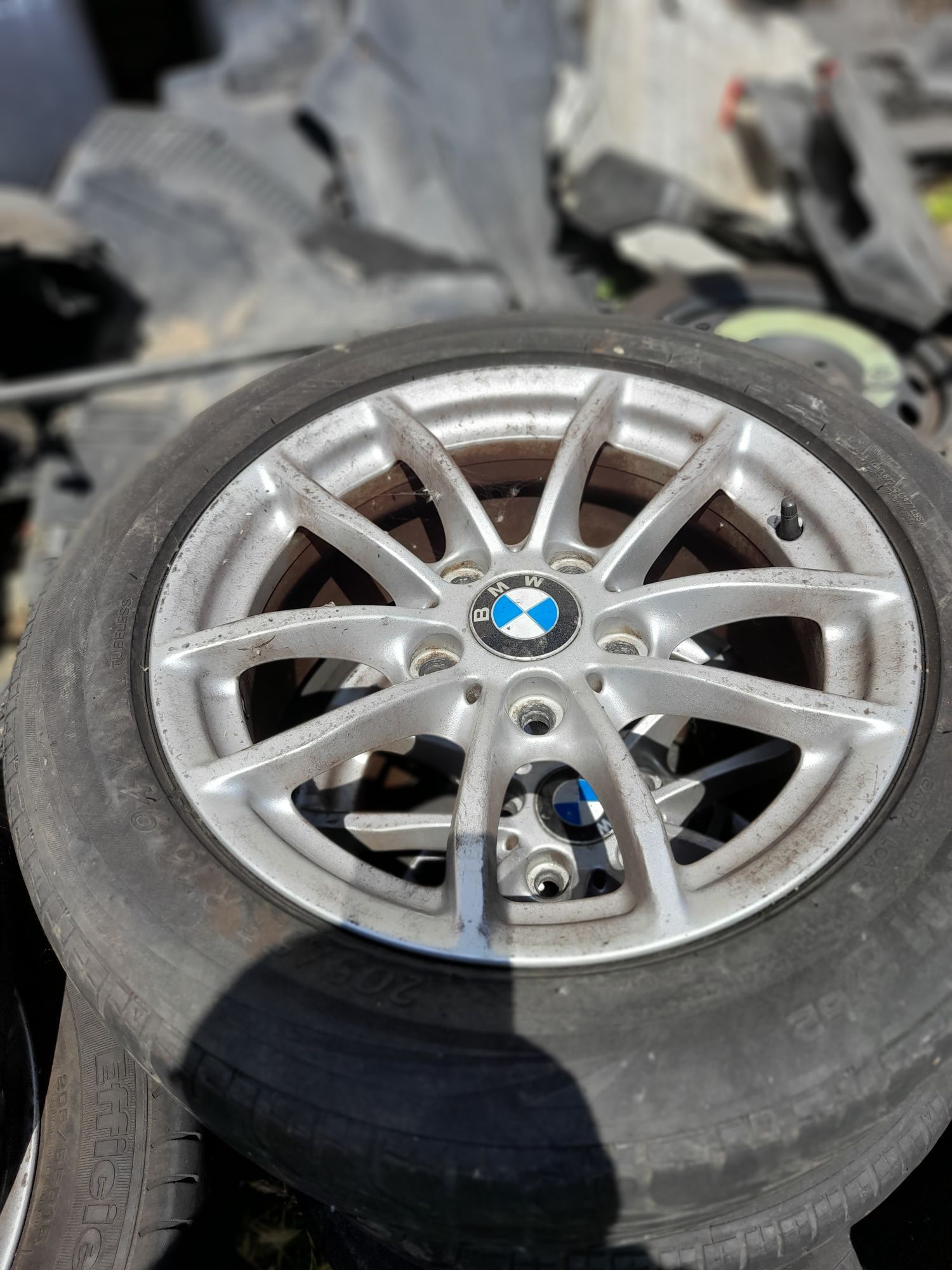 Jantes  205/ 55/16 da BMW com peneus bons em bom estado
