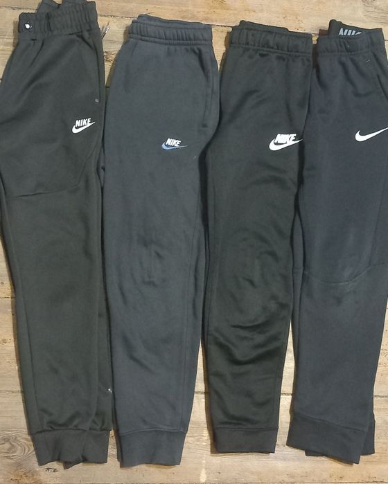 Nike 4 pary 12 -13 lat