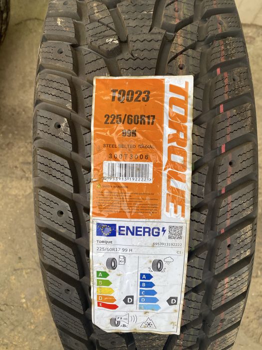 Зимова гума 225/60R17