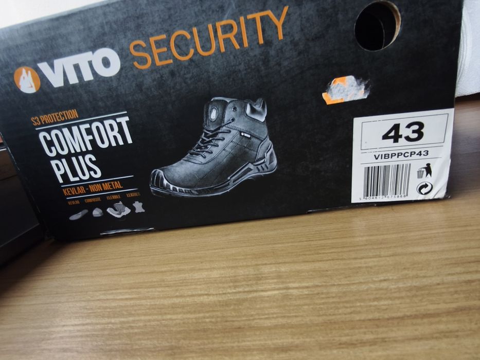 Bota em pele Vitto Security N43 ( impecável)