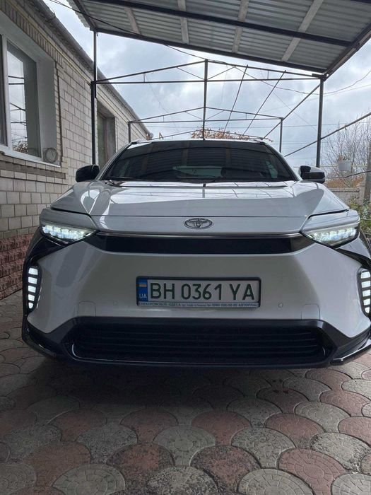 Toyota bZ4X 2023 I покоління,  71.4 kWh (218 к.с) 4WD
