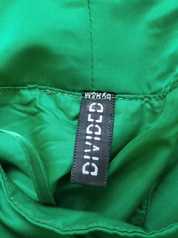 Vestido Cai Cai Curto Verde com Laço