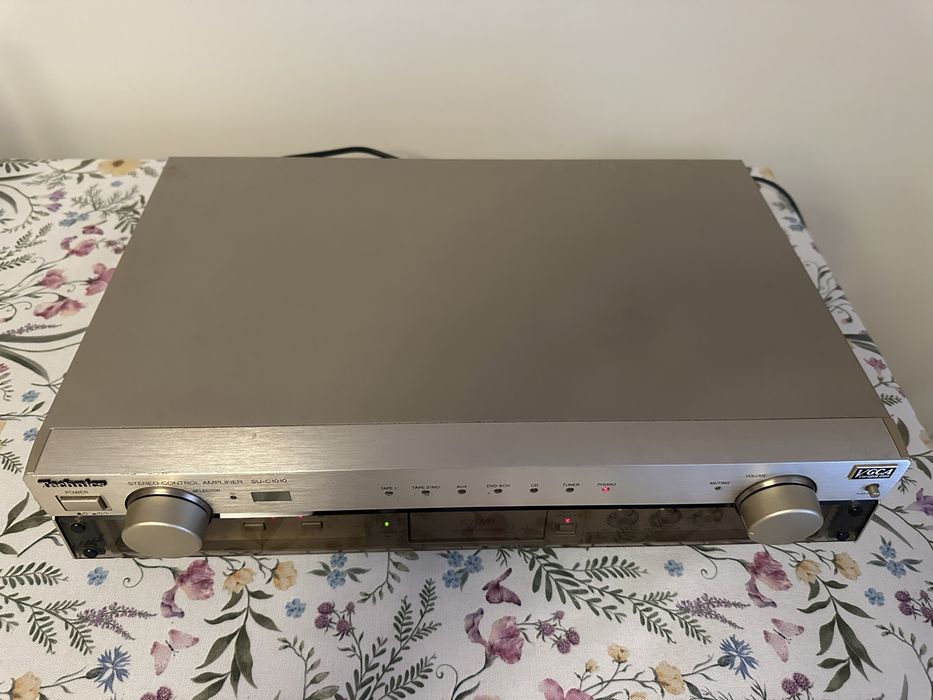 Przedwazmacniacz technics SU-C1010 Sprawny