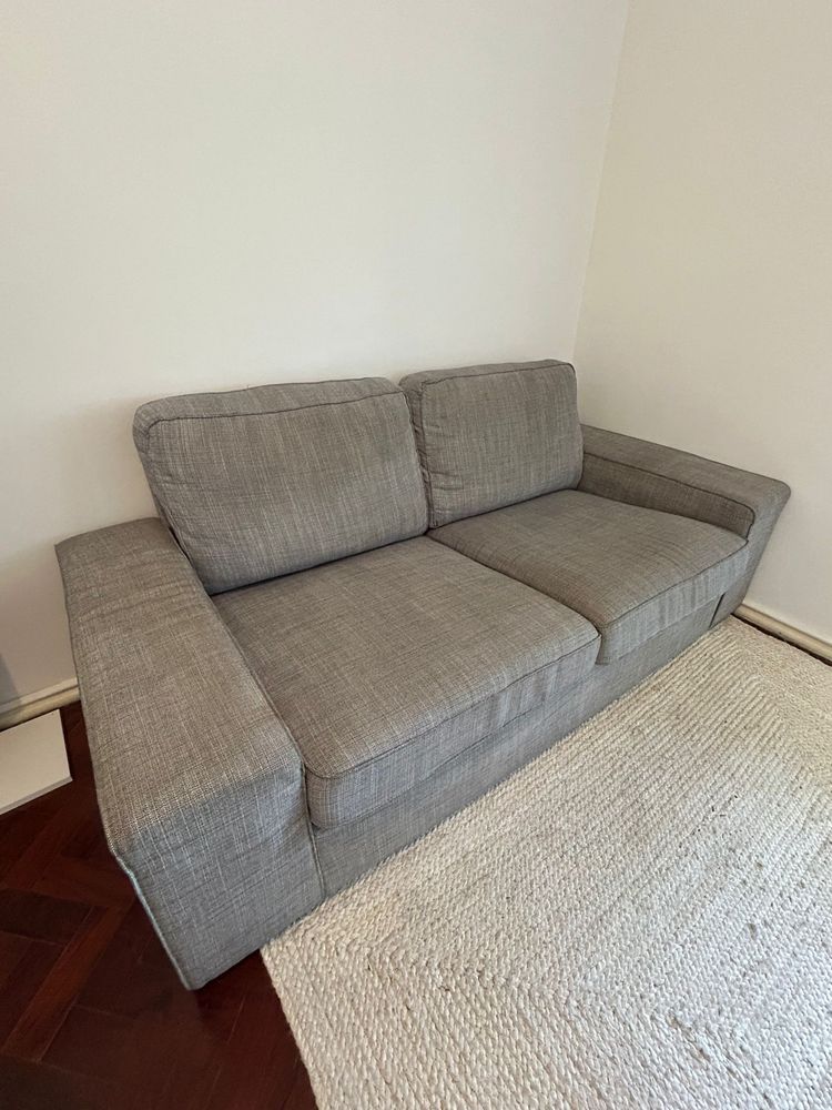 Sofá Cinzento 2 lugares
