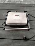 Grill elektryczny Tefal Inicio Panini GC241D.