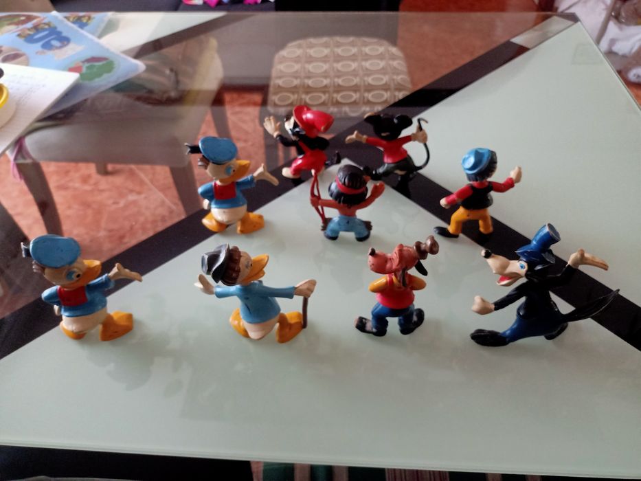 Bonecos da Disney muito antigos figuras personagens coleção bonecas