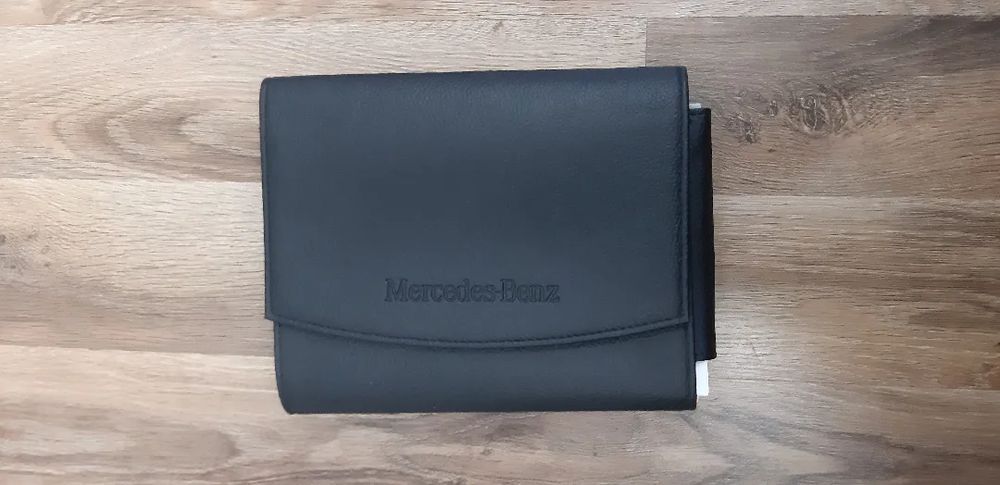 instrukcja obsługi etui skóra mercedes w204
