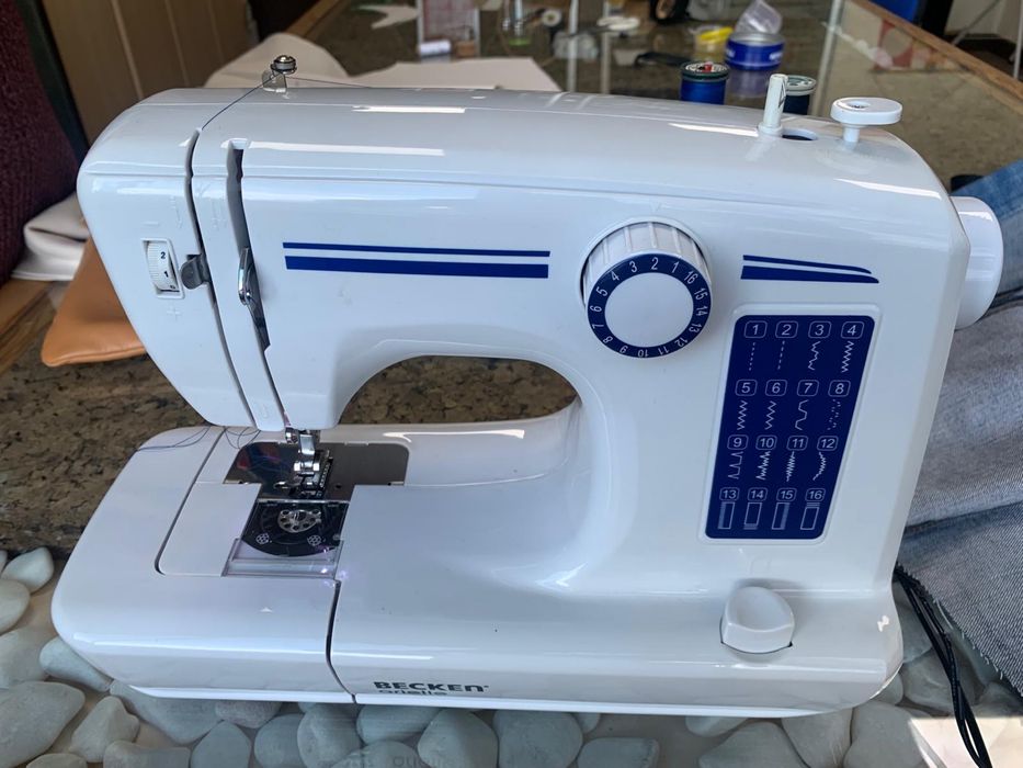 Maquina Costura Becken