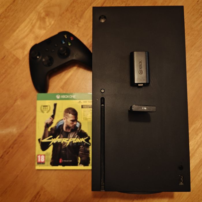 Xbox Series X 1TB + Karta Pamięci 1TB + Pad + Bateria + Cyberpunk 2077