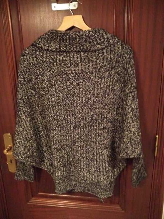 Casaco de lã mesclada de preto e branco