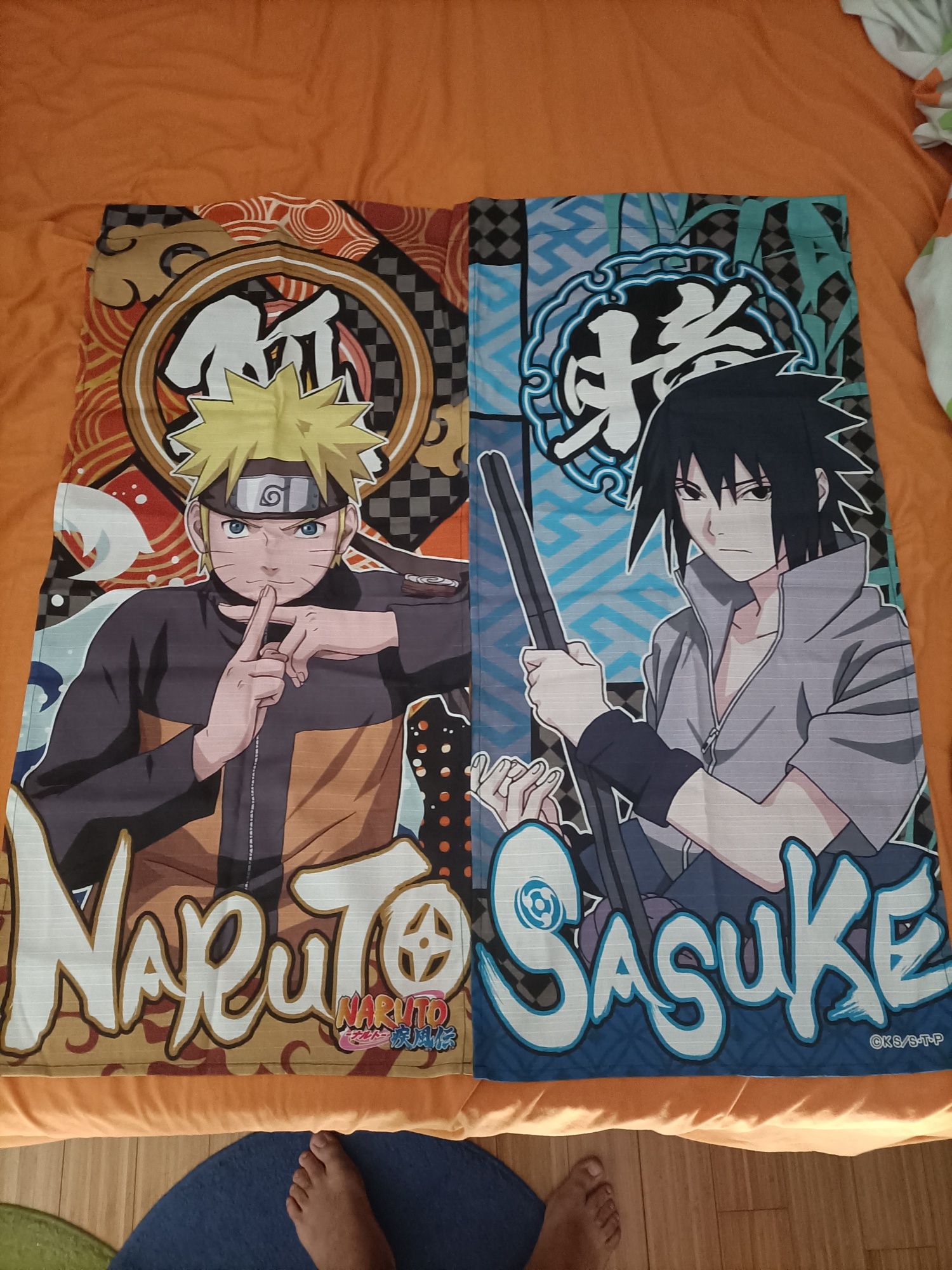 Tapete decorativo Naruto e Sasuke