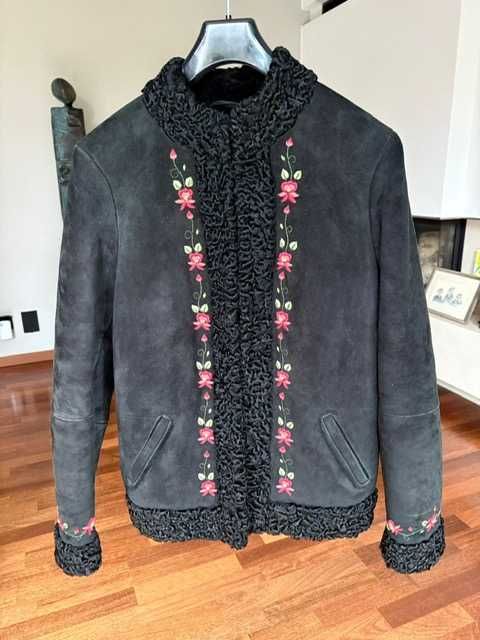 Kożuszek damski z haftami